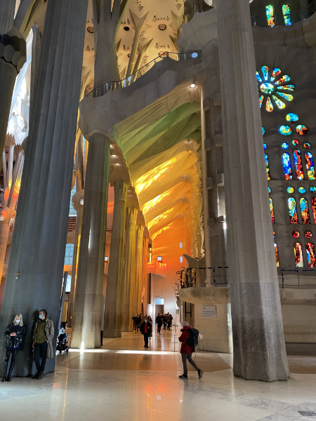 La Sagrada Familia Interior